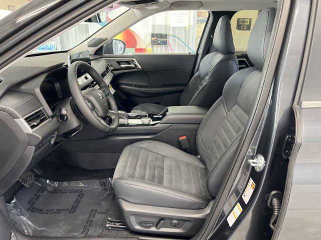 new 2025 Mitsubishi Outlander car, priced at $32,786