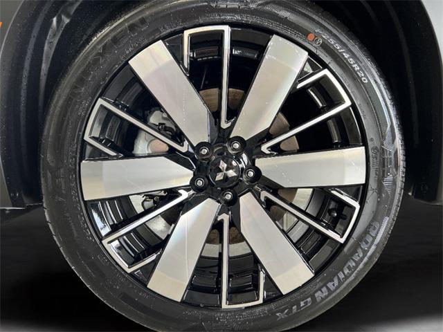 new 2025 Mitsubishi Outlander car, priced at $32,286