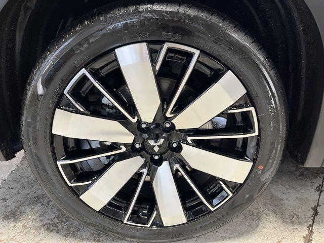new 2025 Mitsubishi Outlander car, priced at $32,786
