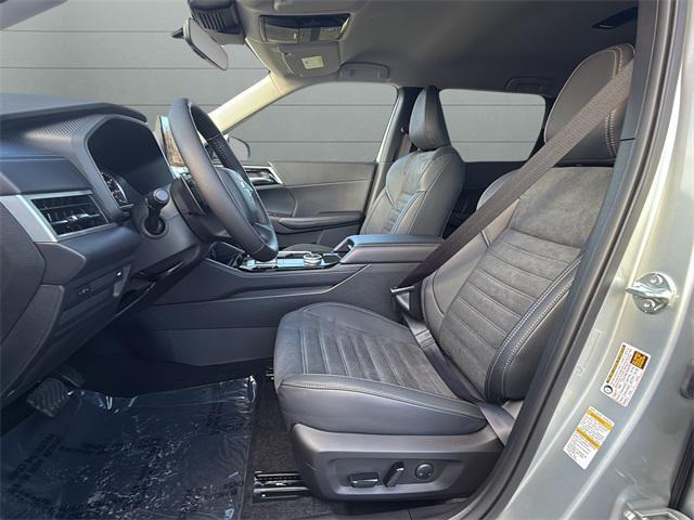 new 2025 Mitsubishi Outlander car, priced at $34,568