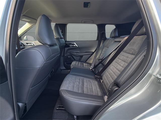 new 2025 Mitsubishi Outlander car, priced at $34,568