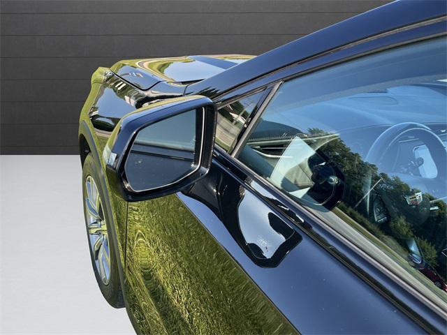 used 2021 Cadillac XT4 car, priced at $25,420