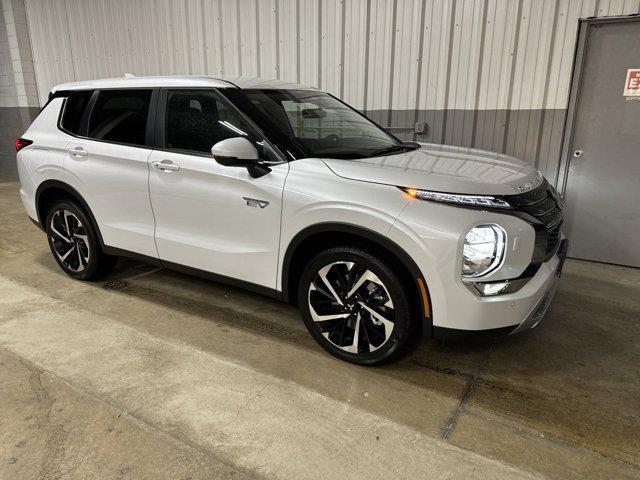 new 2025 Mitsubishi Outlander PHEV car, priced at $42,640