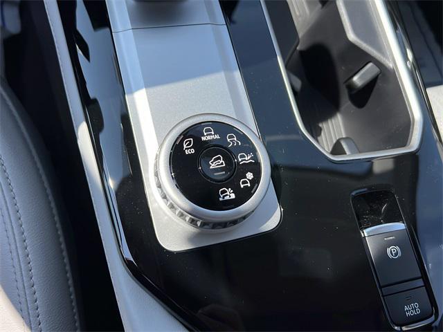 new 2025 Mitsubishi Outlander car, priced at $39,777