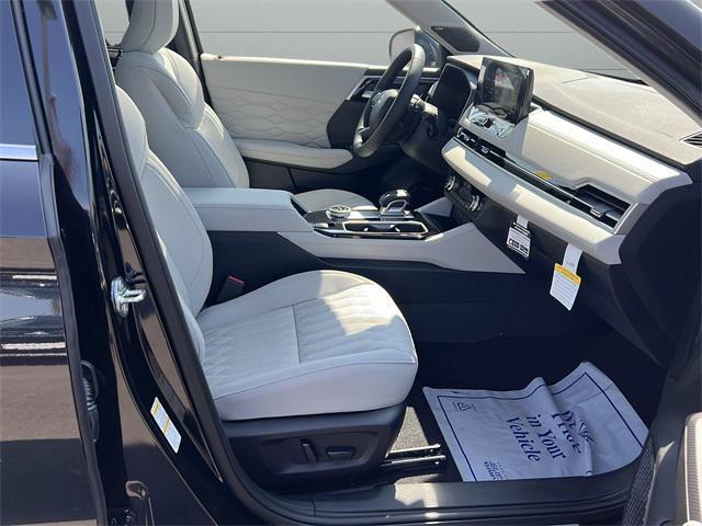 new 2025 Mitsubishi Outlander car, priced at $39,777