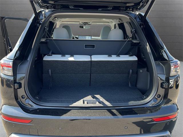 new 2025 Mitsubishi Outlander car, priced at $39,777