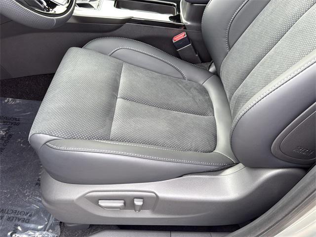 new 2025 Mitsubishi Eclipse Cross car, priced at $28,285