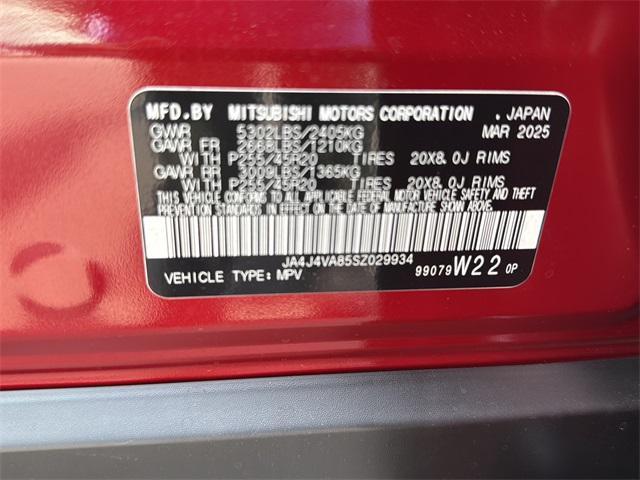 new 2025 Mitsubishi Outlander car, priced at $35,252