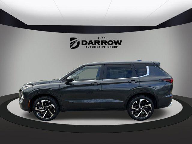 new 2024 Mitsubishi Outlander car, priced at $30,100