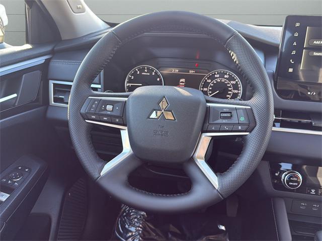 new 2025 Mitsubishi Outlander car, priced at $34,568