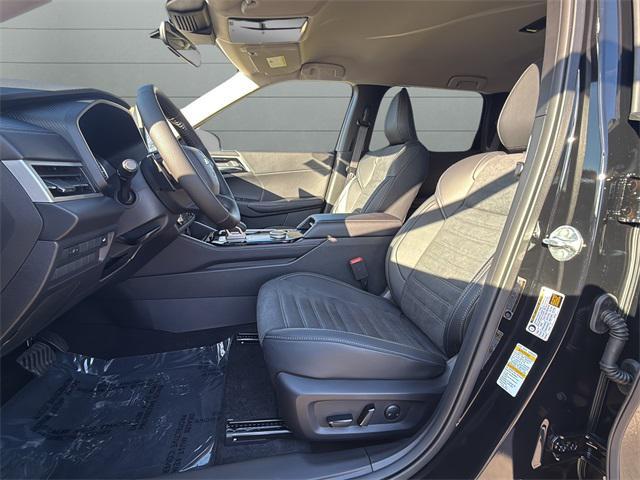 new 2025 Mitsubishi Outlander car, priced at $34,568