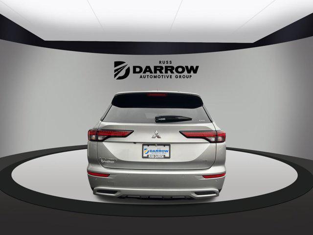 new 2024 Mitsubishi Outlander car, priced at $29,108