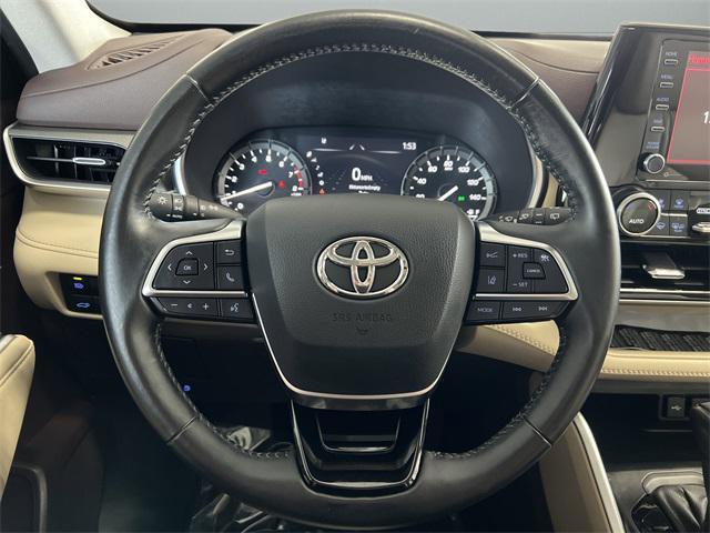 used 2021 Toyota Highlander car, priced at $33,794