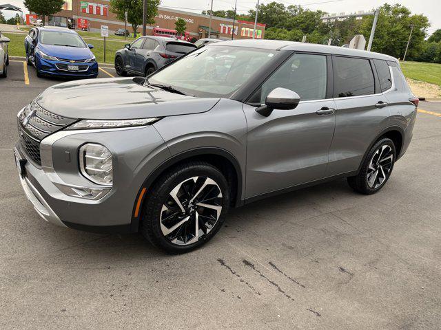 used 2024 Mitsubishi Outlander car, priced at $26,744