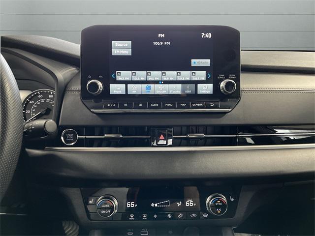 used 2024 Mitsubishi Outlander car, priced at $25,060