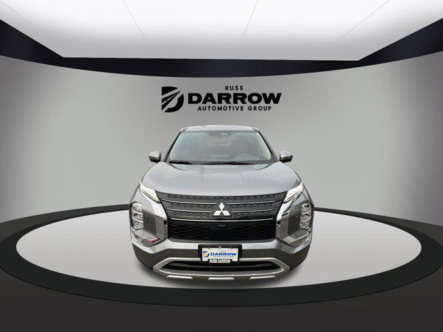 used 2024 Mitsubishi Outlander car, priced at $24,235