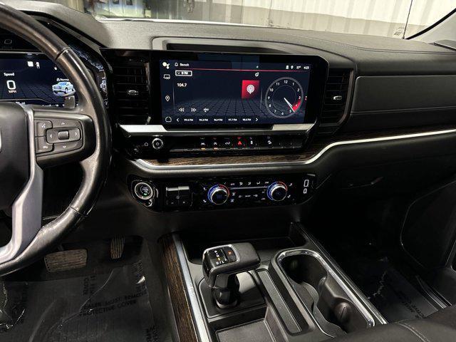 used 2022 GMC Sierra 1500 car, priced at $43,929