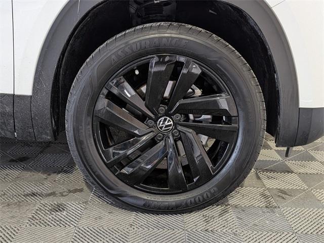 used 2022 Volkswagen Atlas Cross Sport car, priced at $26,249