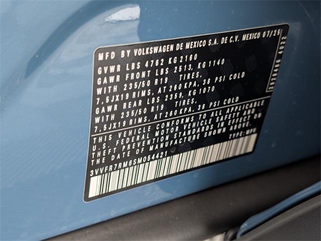 new 2025 Volkswagen Tiguan car, priced at $34,048