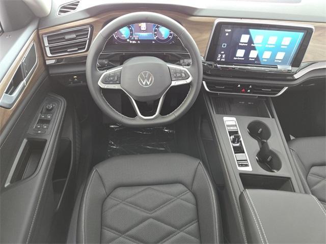 new 2025 Volkswagen Atlas car, priced at $36,813