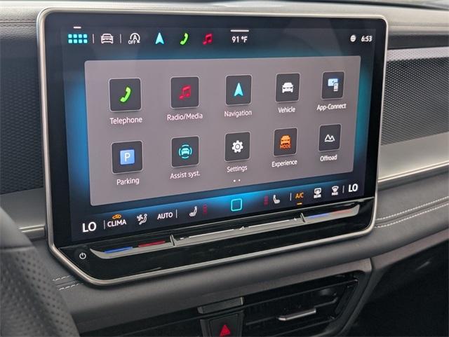 new 2025 Volkswagen Tiguan car, priced at $38,212