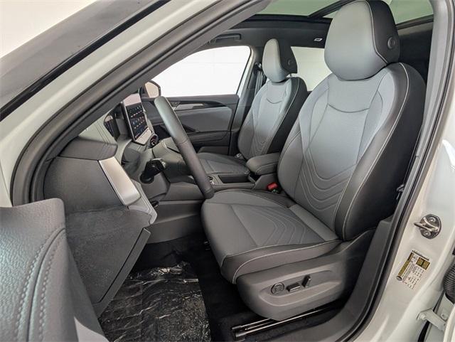 new 2025 Volkswagen Tiguan car, priced at $38,212