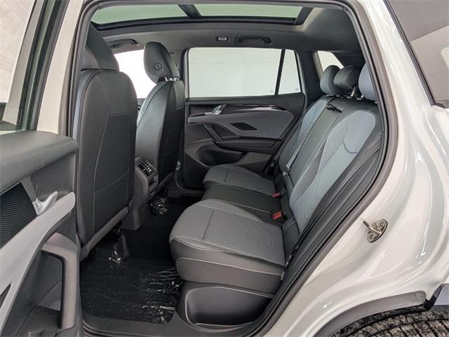 new 2025 Volkswagen Tiguan car, priced at $38,212