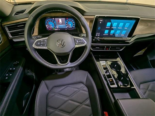 new 2025 Volkswagen Atlas car, priced at $44,036