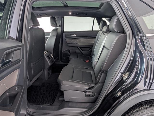 used 2021 Volkswagen Atlas Cross Sport car, priced at $23,195