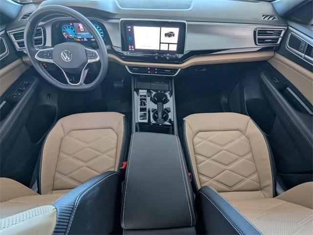used 2024 Volkswagen Atlas Cross Sport car