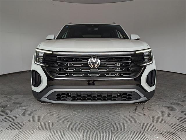 new 2025 Volkswagen Atlas Cross Sport car, priced at $44,011