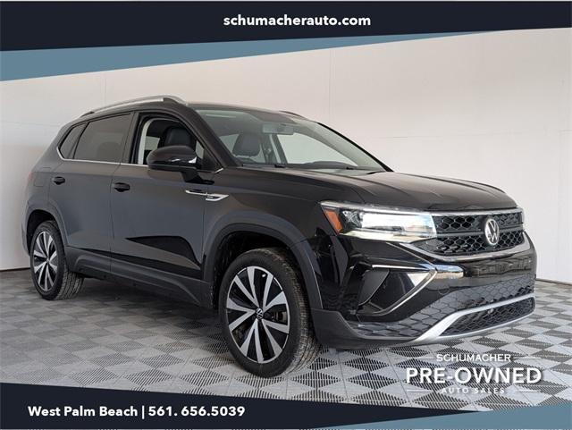 used 2022 Volkswagen Taos car
