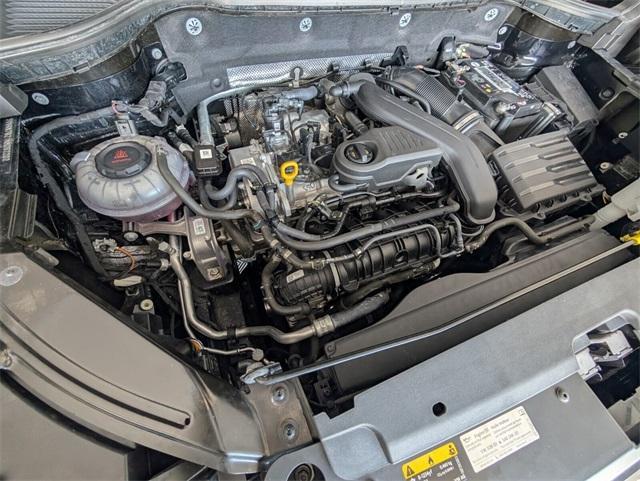 used 2022 Volkswagen Taos car