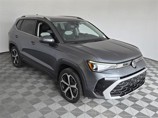 new 2025 Volkswagen Taos car, priced at $35,047