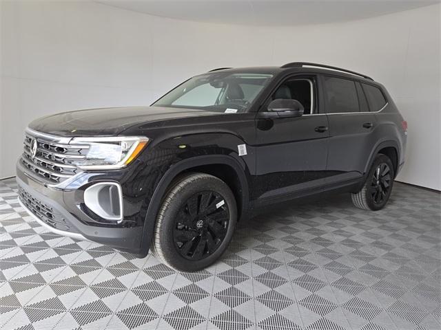 new 2025 Volkswagen Atlas car, priced at $42,498