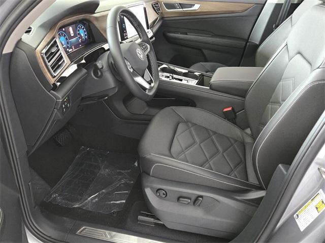 new 2025 Volkswagen Atlas car, priced at $44,596
