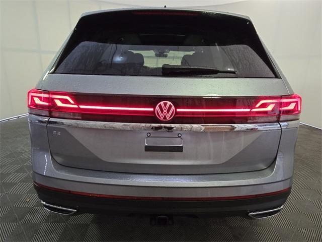 new 2025 Volkswagen Atlas car, priced at $44,596