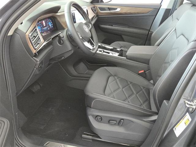 new 2025 Volkswagen Atlas car, priced at $41,986