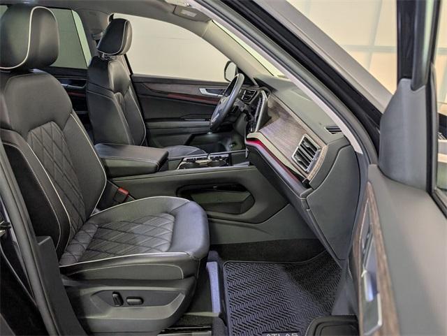 used 2024 Volkswagen Atlas car, priced at $43,991