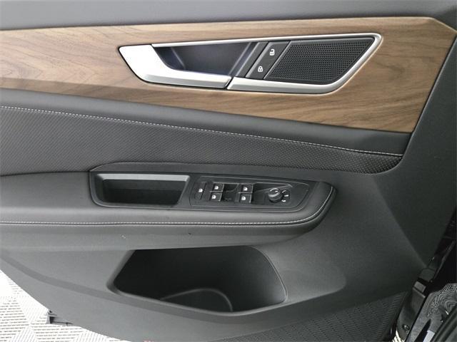 new 2025 Volkswagen Atlas car, priced at $38,313