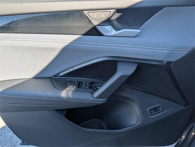 new 2026 Volkswagen Tiguan car, priced at $39,337