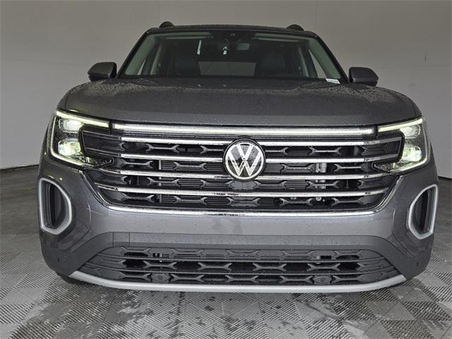 new 2025 Volkswagen Atlas car, priced at $43,096