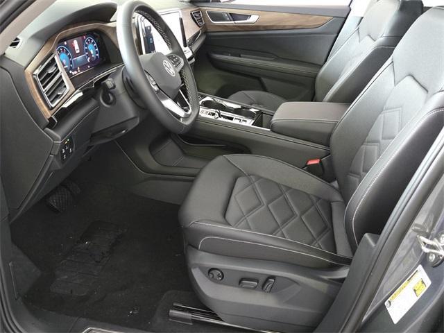 new 2025 Volkswagen Atlas car, priced at $43,096