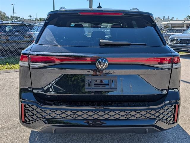 new 2026 Volkswagen Tiguan car, priced at $38,525