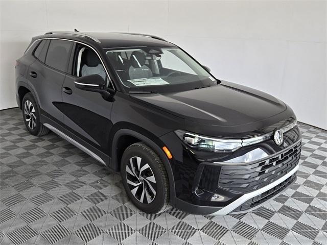 new 2025 Volkswagen Tiguan car, priced at $30,515
