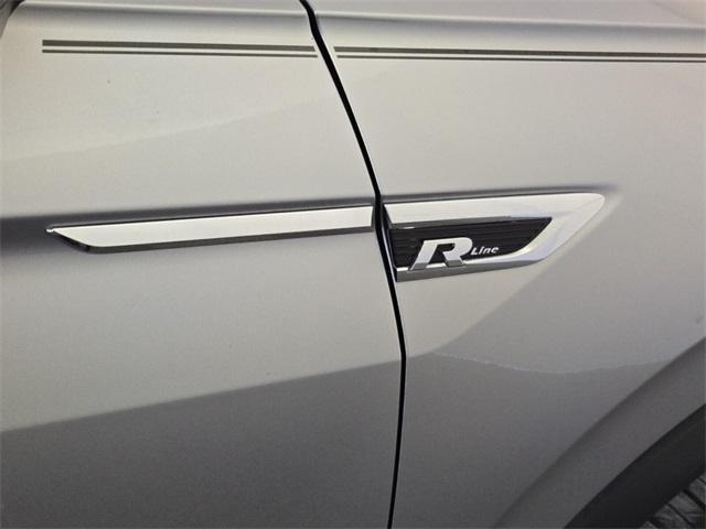 used 2021 Volkswagen Tiguan car, priced at $20,677