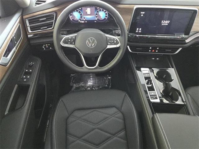 new 2025 Volkswagen Atlas car, priced at $43,096