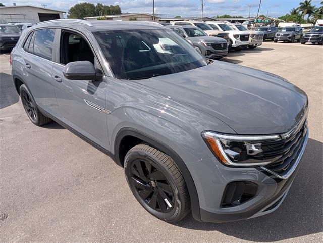 new 2026 Volkswagen Atlas Cross Sport car, priced at $44,316