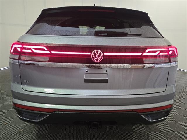 new 2025 Volkswagen Atlas Cross Sport car, priced at $40,515