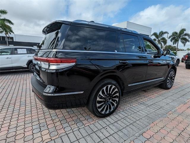 used 2022 Lincoln Navigator car, priced at $70,777